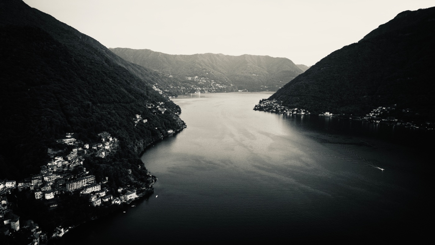 Luchtfoto: Como Meer Italië – dronebeelden door Roggy's Visuals