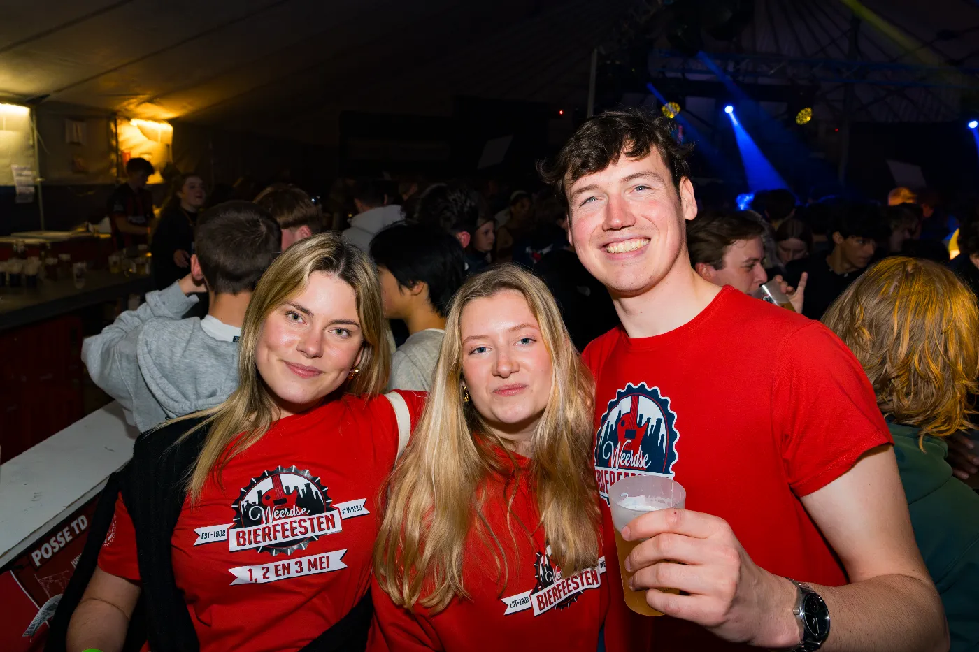 Fuif posse Leest – eventfotografie door Roggy's Visuals